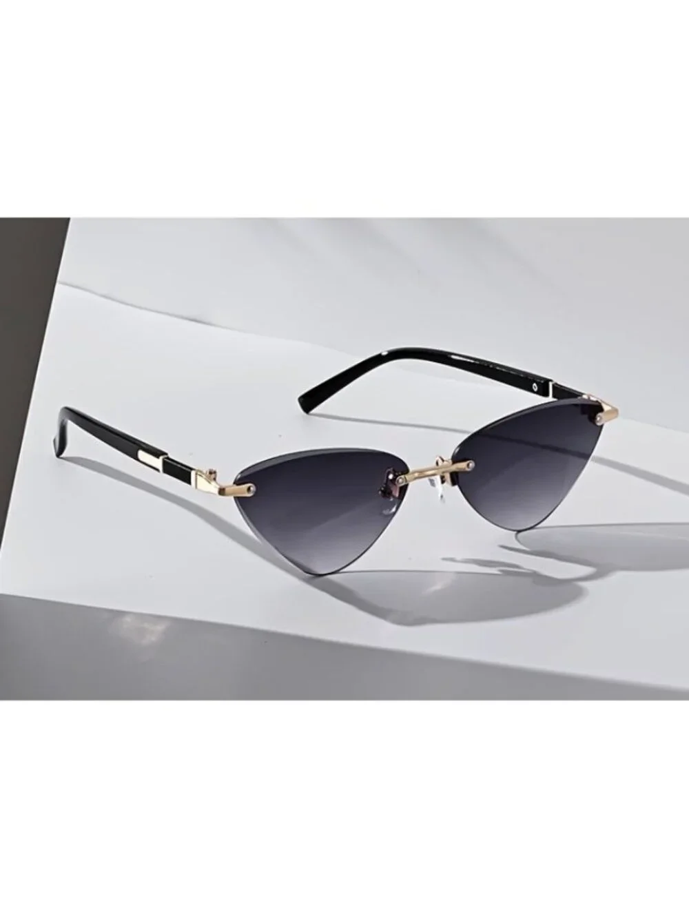 Cat Eye Retro Triangle Faded Grey Lenses Sunglasses Gold & Black Arms
